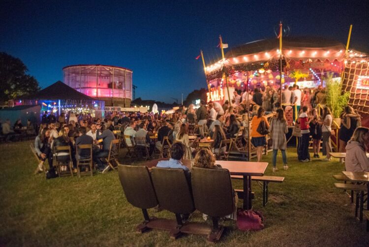 Wist je dat De Parade elk jaar meer dan 250.000 bezoekers trekt in vier steden?